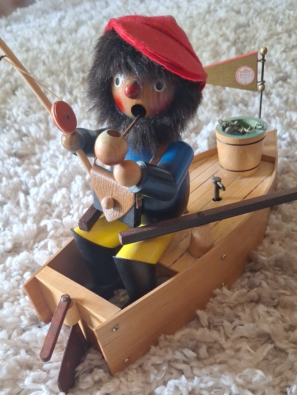 STEINBACH Red-Hatted Musical Moving  Wooden Fisherman Boat